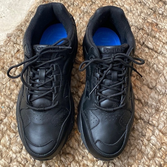 Propet Mens 8.5 Stability Walker Sneaker, Black comfort work walking shoes - Picture 2 of 7